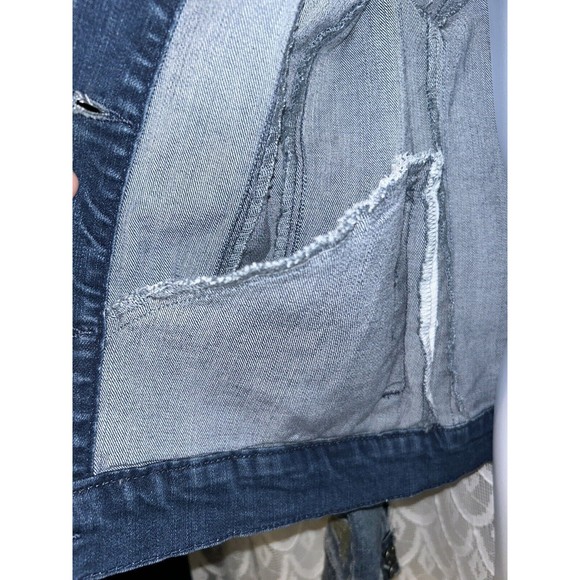 VINTAGE AMERICA BLUES Embroidered Roses Denim Jacket Sz S NWT - Picture 9 of 16